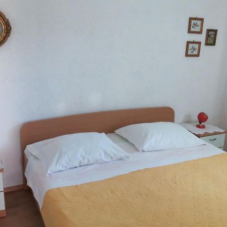 Apartments Janja - Terrace Sea View Necujam Exterior photo
